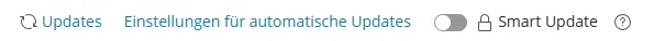 Untere Zeile der Karte einer WordPress-Installation mit den Eintr&auml;gen Updates und Einstellungen f&uuml;r automatische Updates und dem Schalter Smart Update