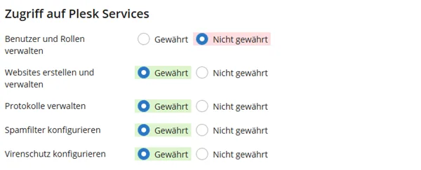 Rechte der Rolle WebMaster in Plesk mit den Schaltern Gew&auml;hrt und Nicht gew&auml;hrt, die Zeile Benutzer und Rollen verwalten steht auf Nicht gew&auml;hrt